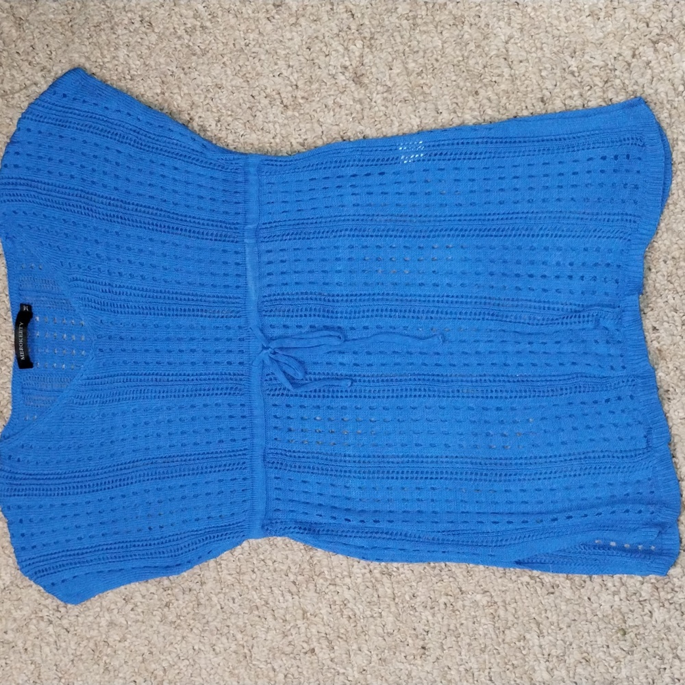 ⭐Blue Top Women's Size Medium Blouse Short Sleeves with Tie Shirt